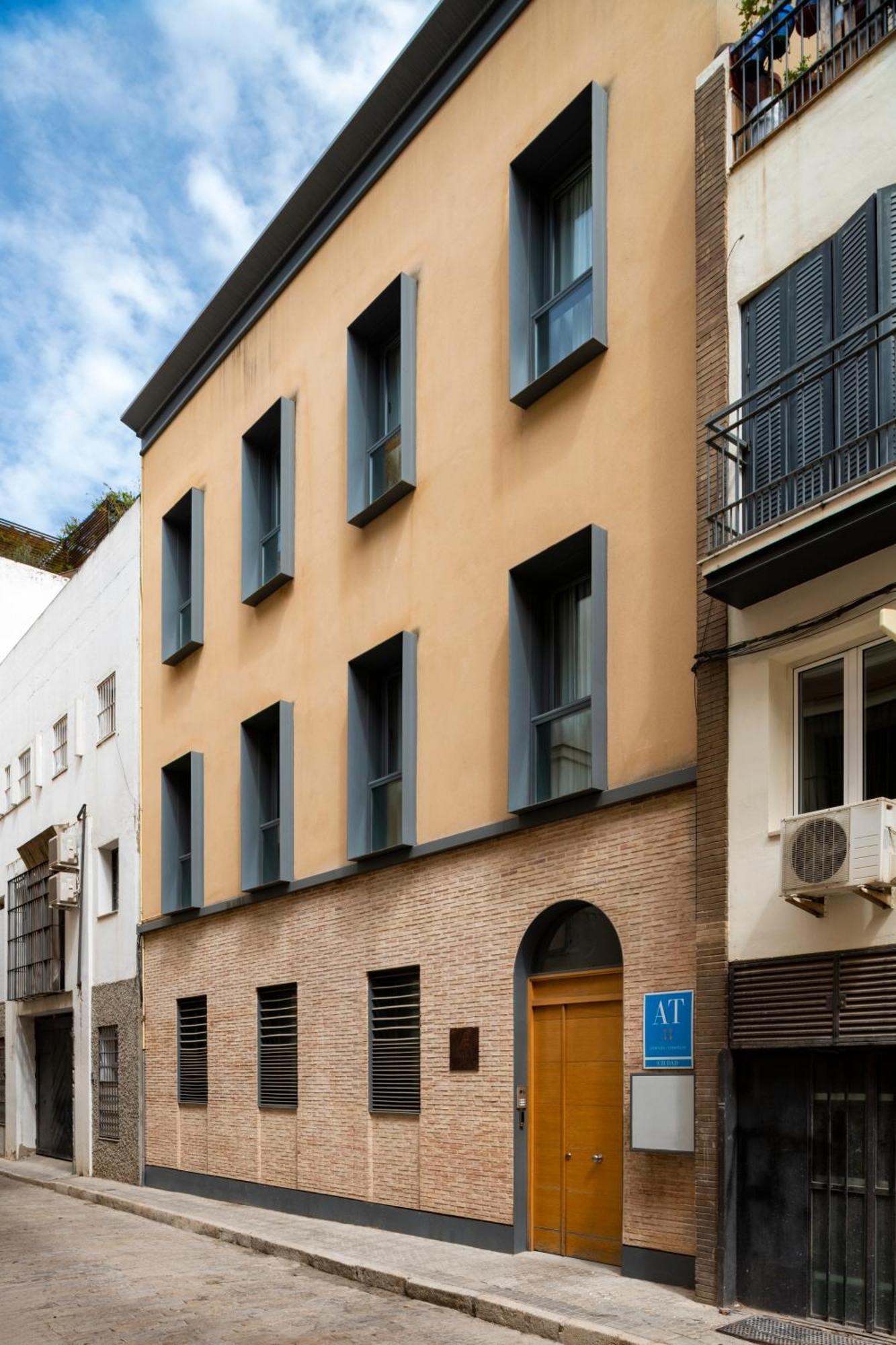 Suites Maestranza - Herreria By Magno Apartments إشبيلية المظهر الخارجي الصورة