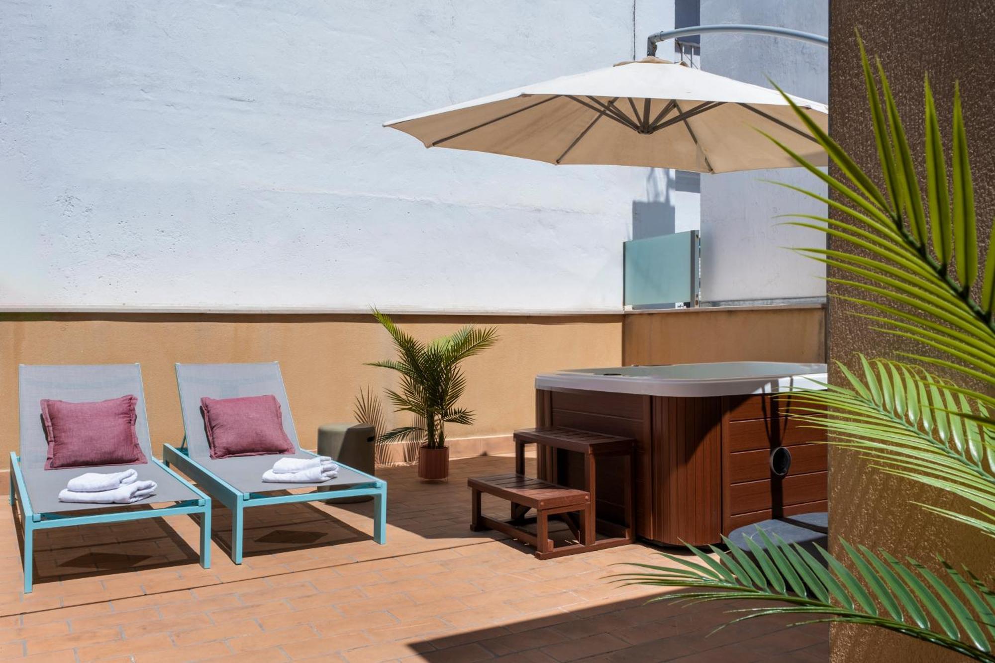 Suites Maestranza - Herreria By Magno Apartments إشبيلية المظهر الخارجي الصورة